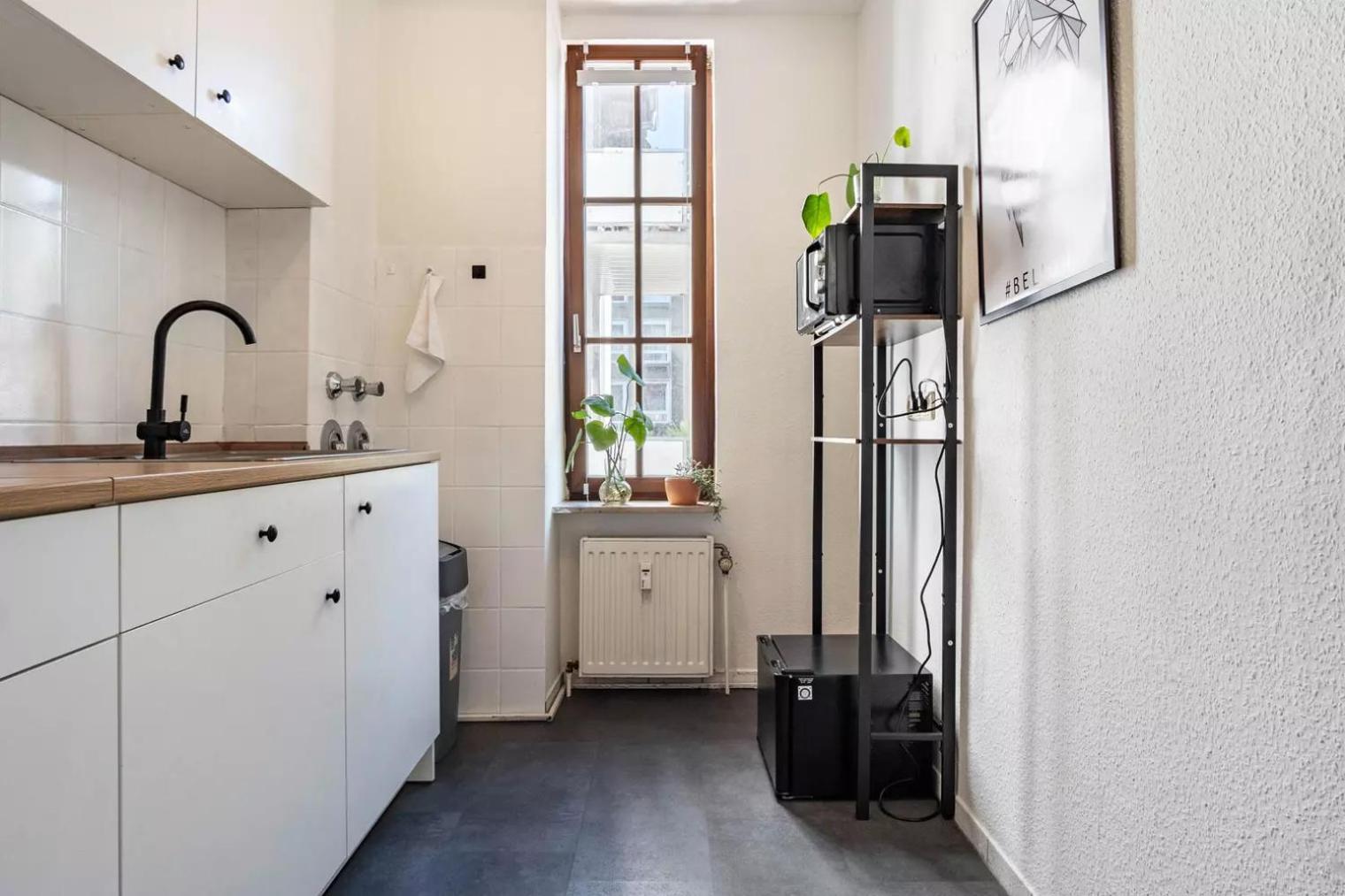 Next Home - Free Parking & Wifi - Badewanne ดุยส์บูร์ก ภายนอก รูปภาพ